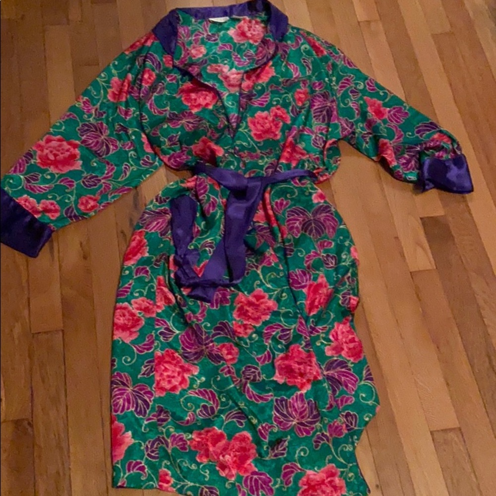 Vintage Victoria’s Secret Gold Label Robe